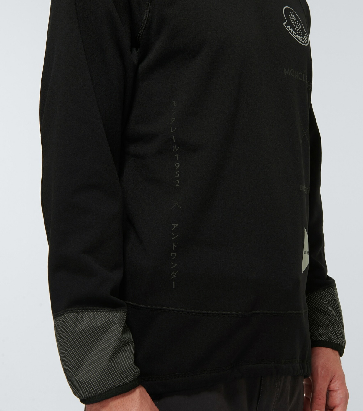 Moncler Genius - x And Wander 2 Moncler 1952 long-sleeved logo 