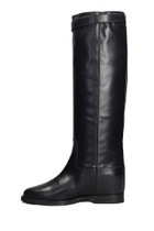 Via Roma 15 In Black Leather