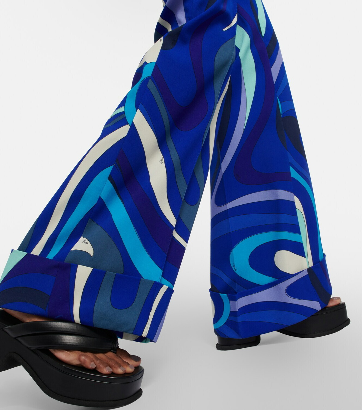 EMILIO PUCCI 総柄パンツ 44 イタリア製　レーヨン　アンクル丈 Pucci - Printed wool-blend pants Emilio Pucci
