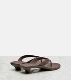 Gucci Vittoria thong sandals