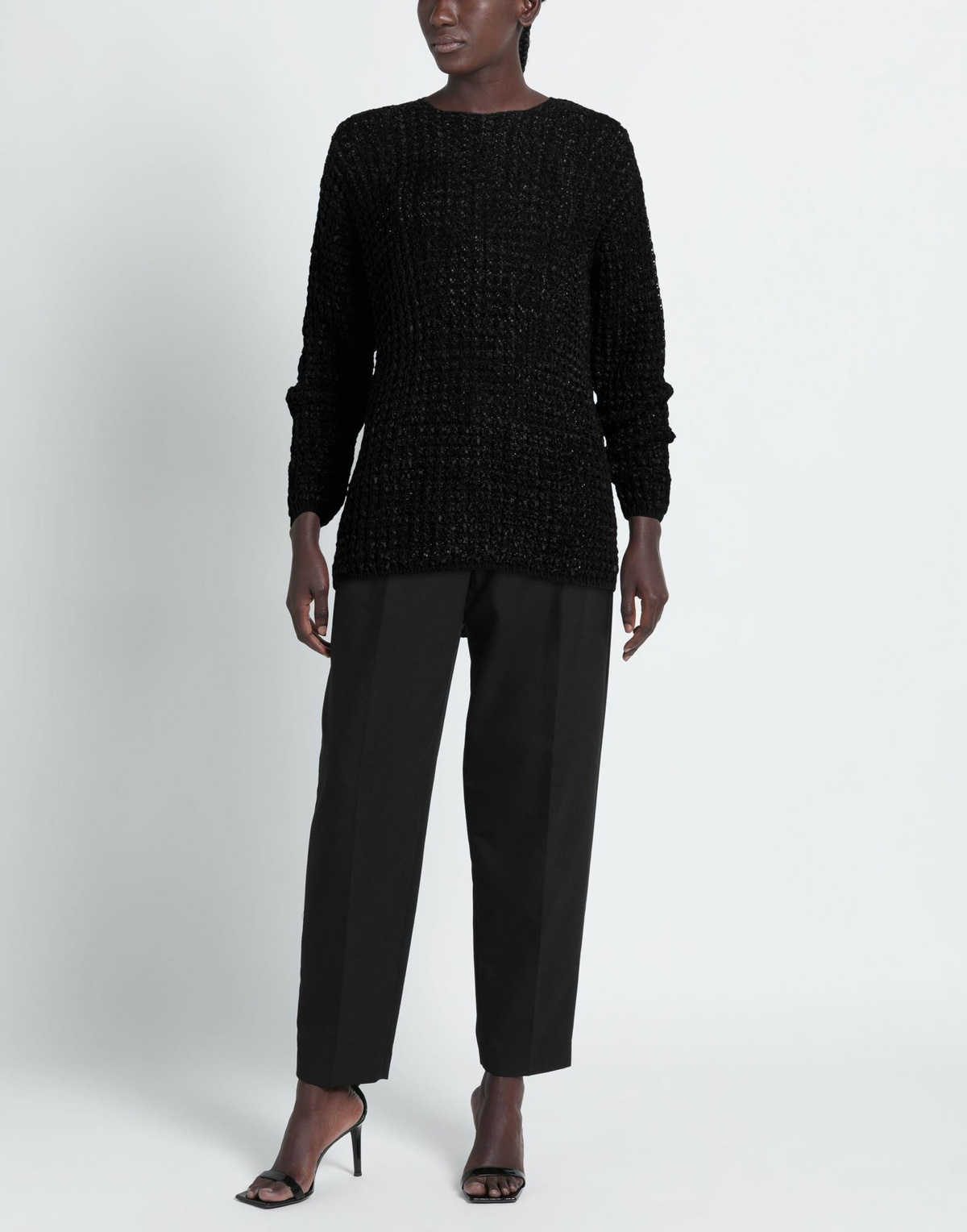 Sapio Womens Sweater in Black