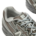 New Balance 740 Sneaker in Black Metallic/Castlerock Pfp