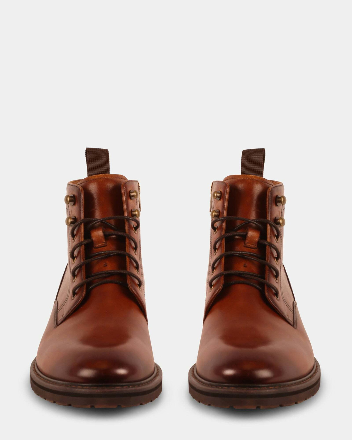 Steve Madden Richtmon Boots in Tan
