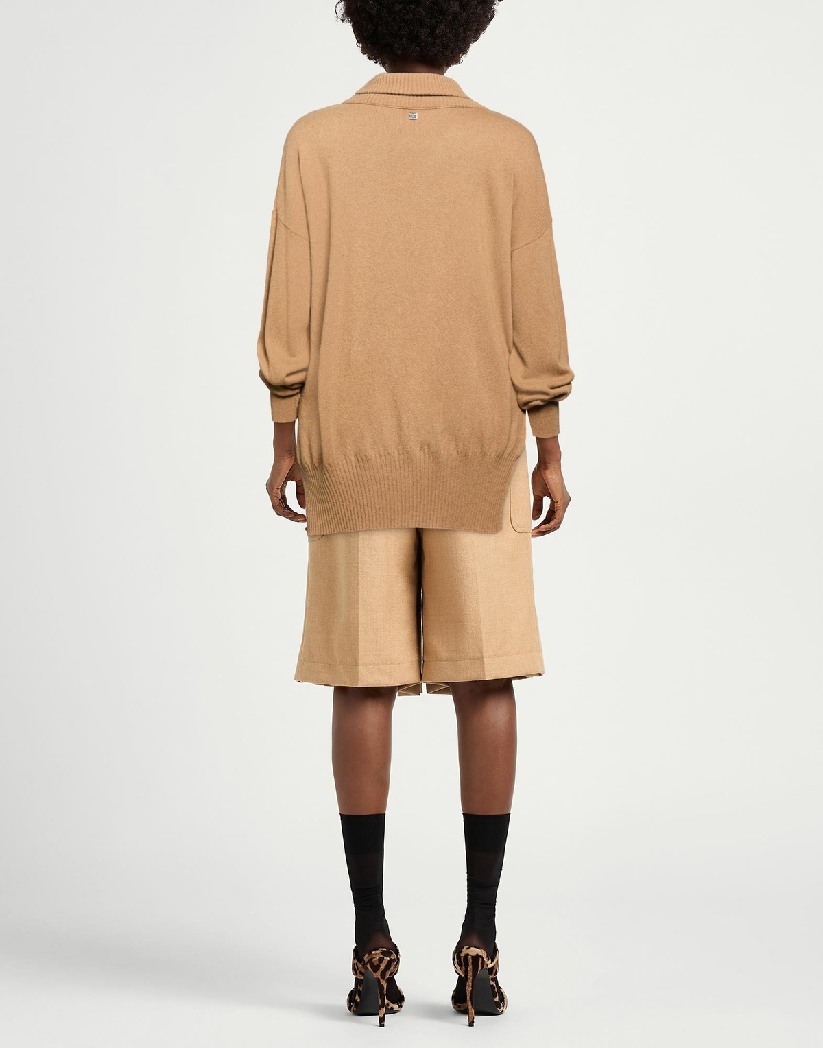 Manila Grace Womens Turtleneck Light brown