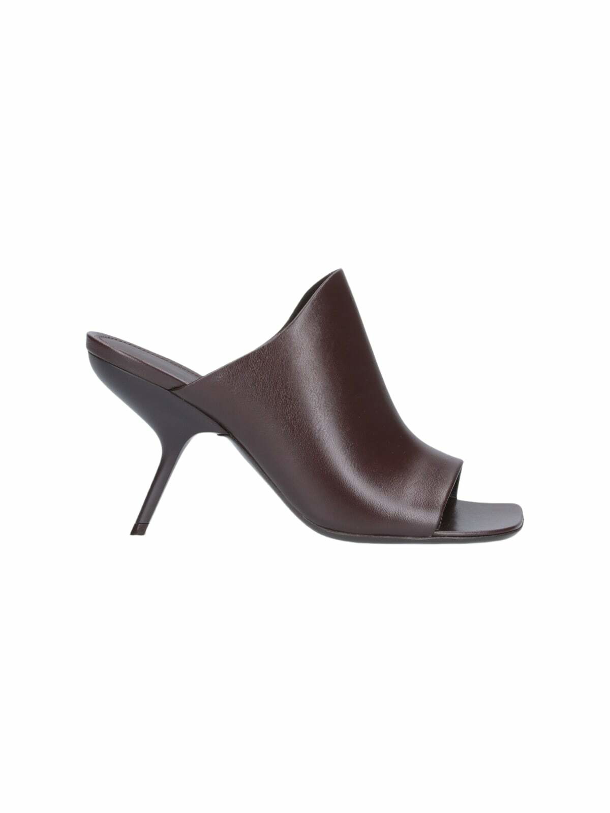【送料&関税込】Ferragamo Love Cq Quilted Leather Flat Sanda Ferragamo Love Cq Quilted Leather Flat Sandals Salvatore