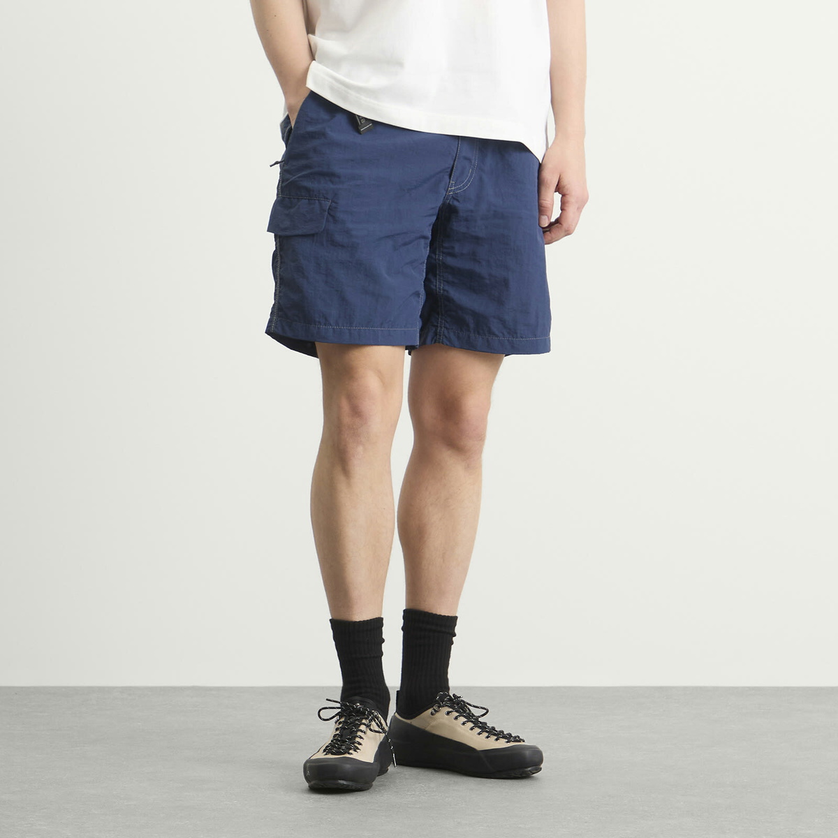 and wander Men's NY Taffeta Hiker Shorts in Dark Blue