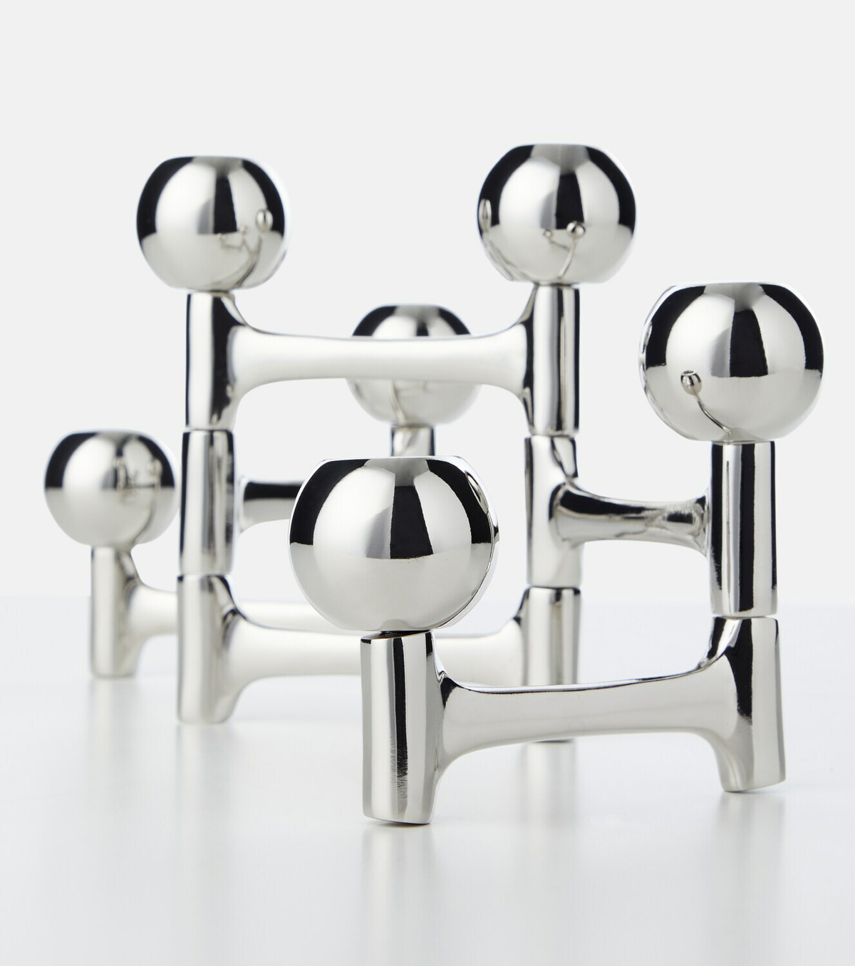 Polspotten Round metal candle holder