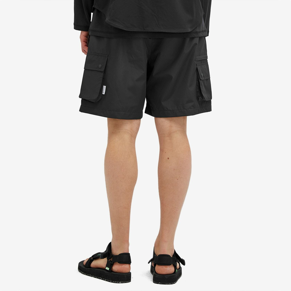 DAIWA Men's Gore-Tex Windstopper Hiker Mountain Shorts in Black