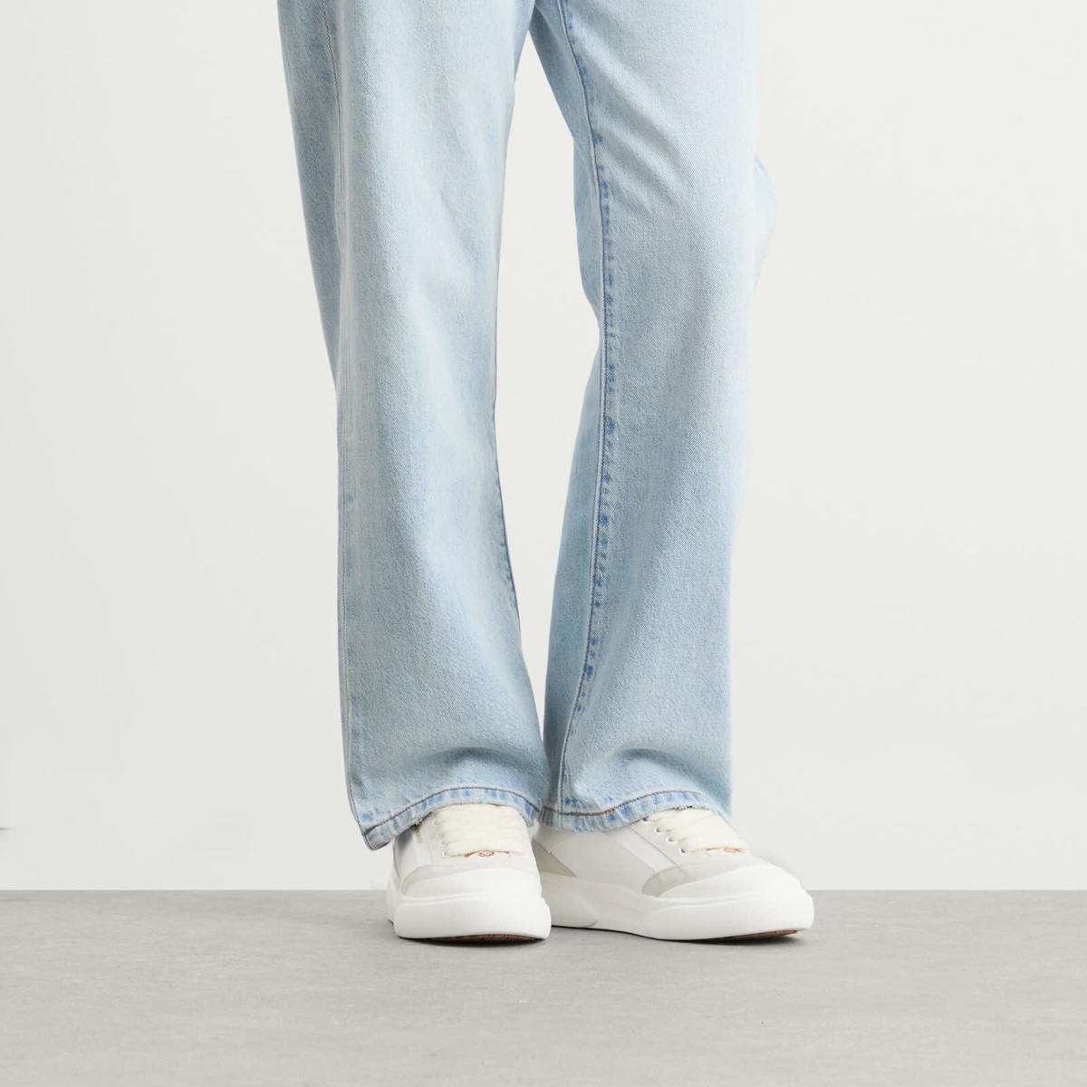 Casablanca Women's Del Mar Sneaker in White