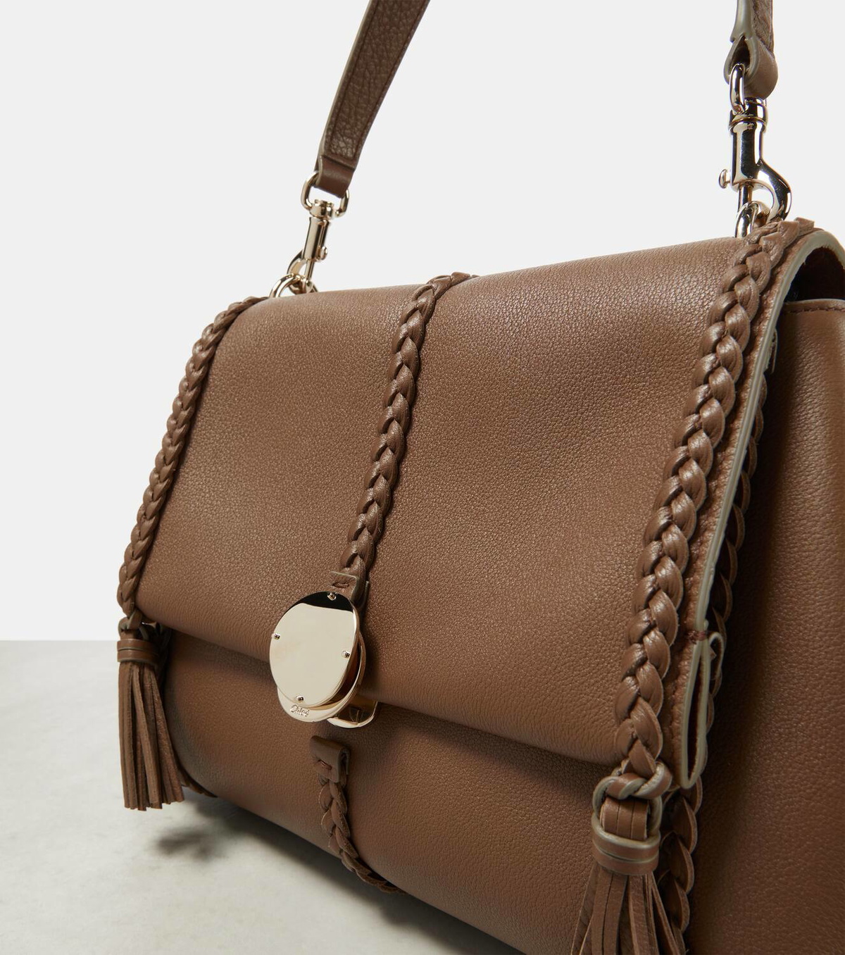 【関税&送料込】Chloe Penelope Smooth Leather Handbag Chloé Penelope Soft Leather Shoulder Bag | Brown | FARFETCH