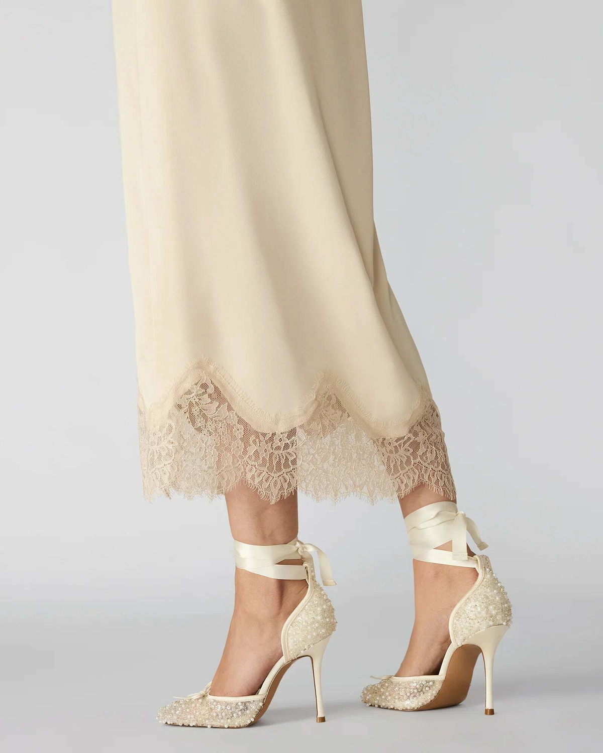 Steve Madden Larina-E Heels in White