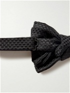 TOM FORD - Pre-Tied Textured Silk-Satin Bow Tie
