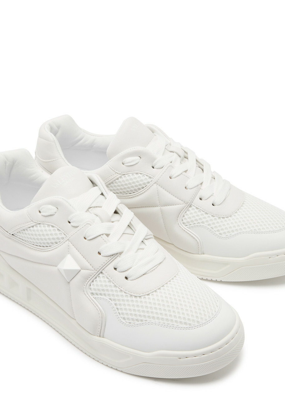 Valentino One Stud Quilted Leather Sneakers White And Black