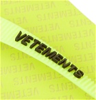Vetements - Anatomic Logo-Print Neon Rubber Flip Flops - Yellow