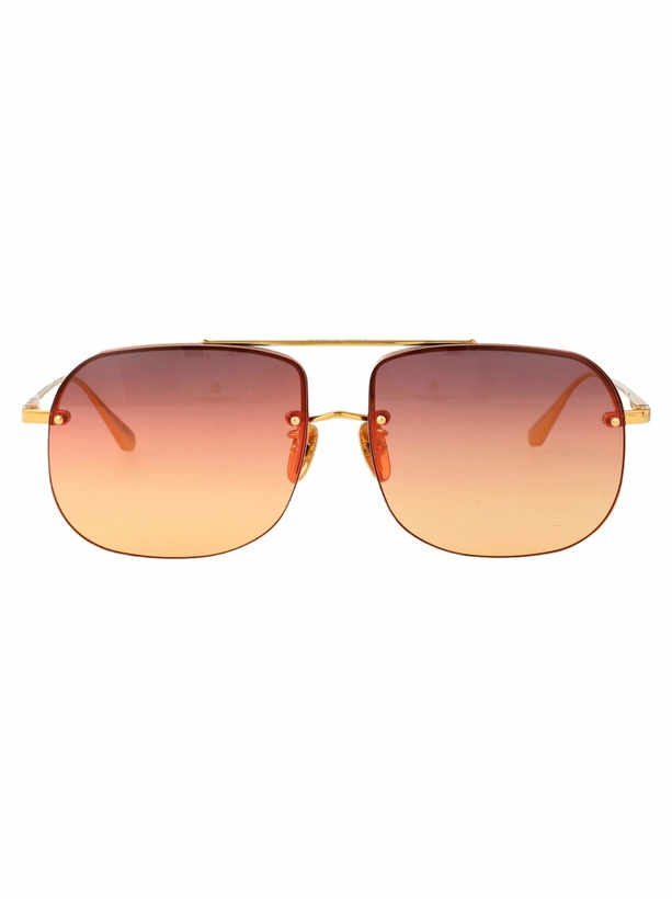 Photo: Linda Farrow Seren Sunglasses