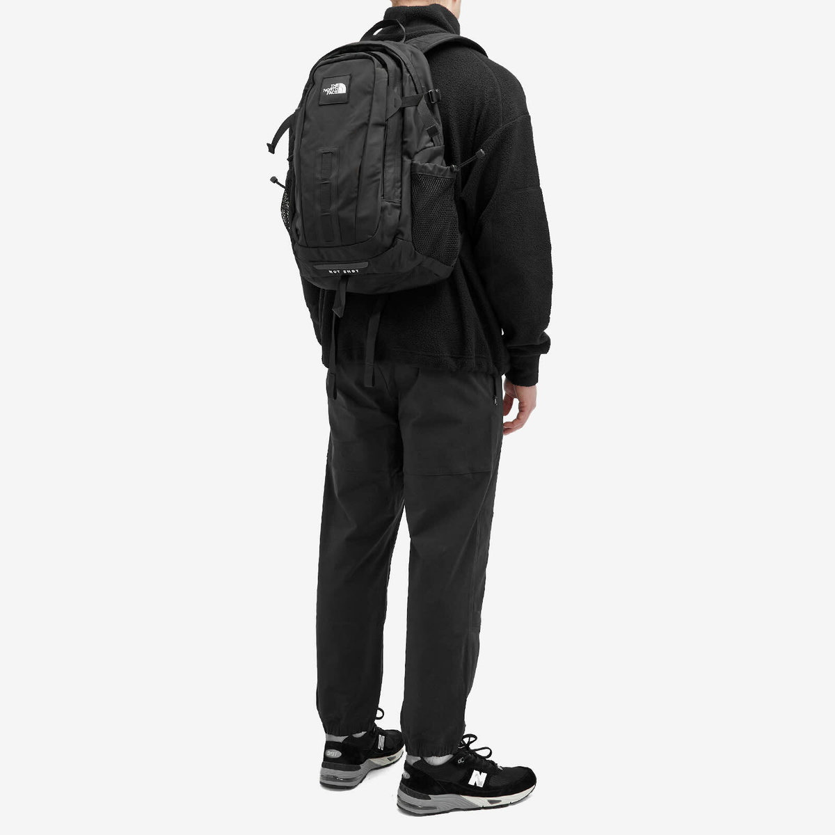 The North Face Men's Hot Shot SE Backpack in Tnf Black/Tnf White The North  Face