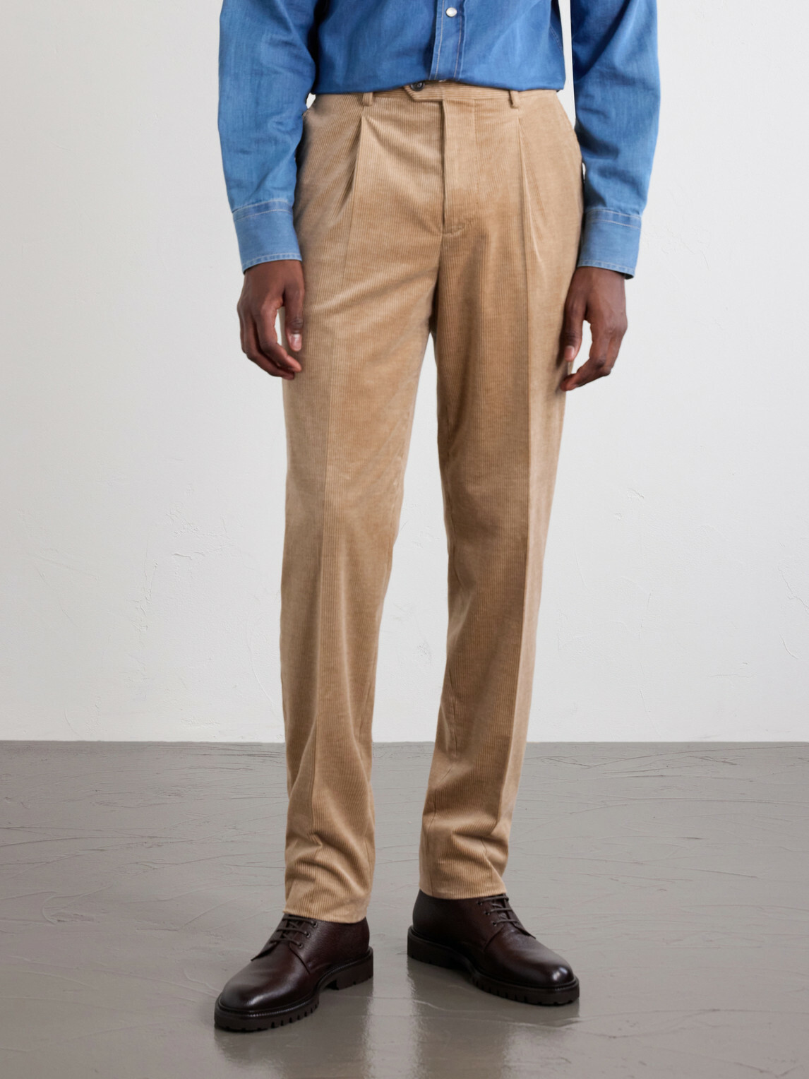 Brunello Cucinelli - Straight-Leg Pleated Cotton-Blend Corduroy Trousers - Brown