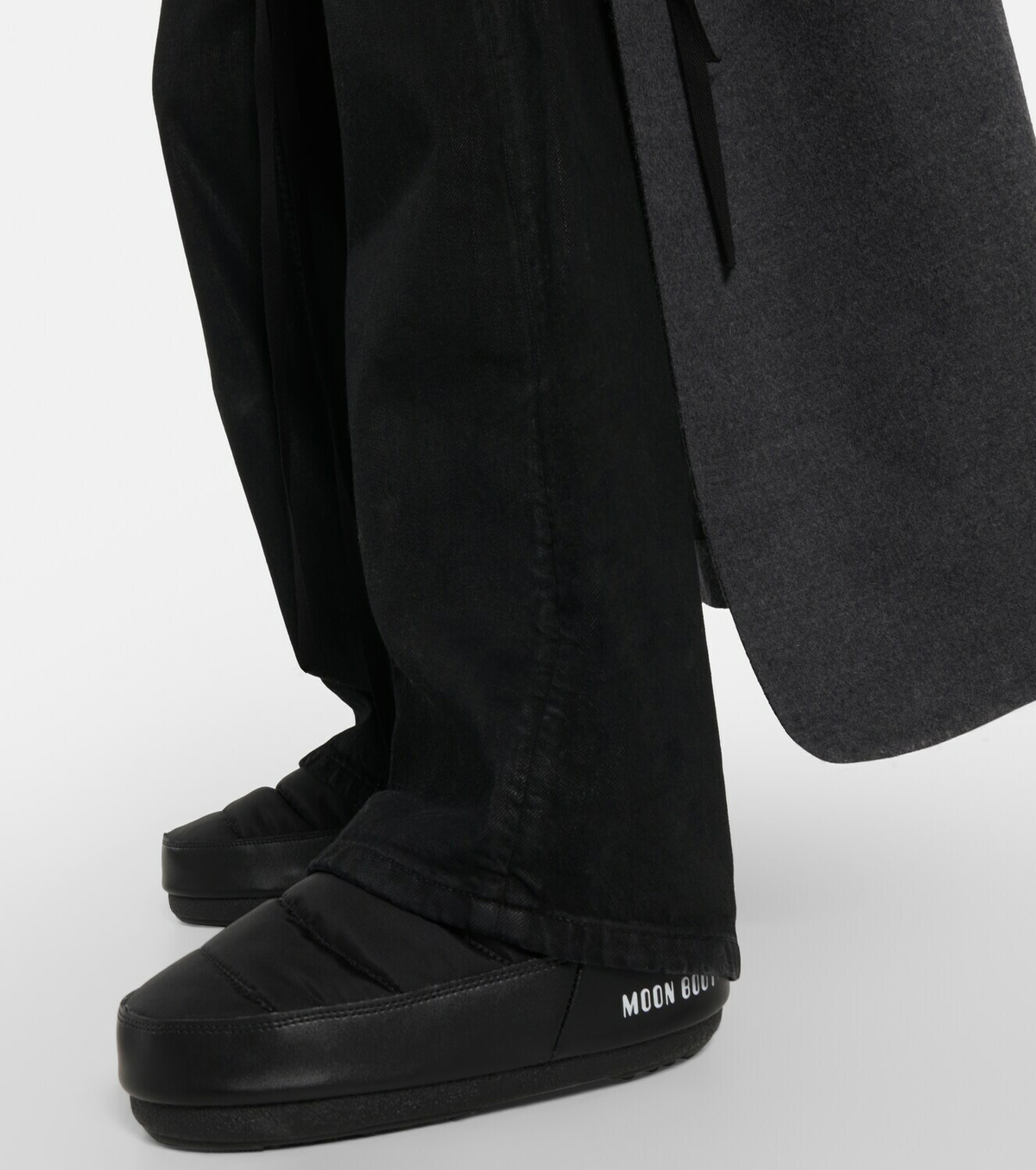 【MOON BOOT】EVOLUTION ブラック ナイロン サンダル MOON BOOT スリッポン BOOT/ムーンブーツ/EVOLUTION NYLON