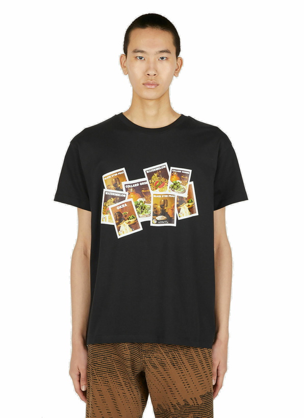 Photo: Graphic Print T-Shirt in Black