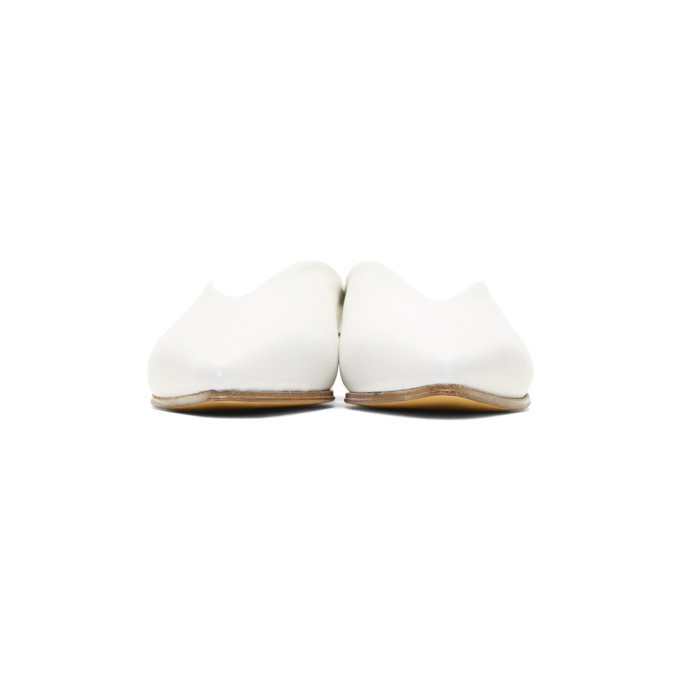 Alumnae White Point Toe Low Heel Mules