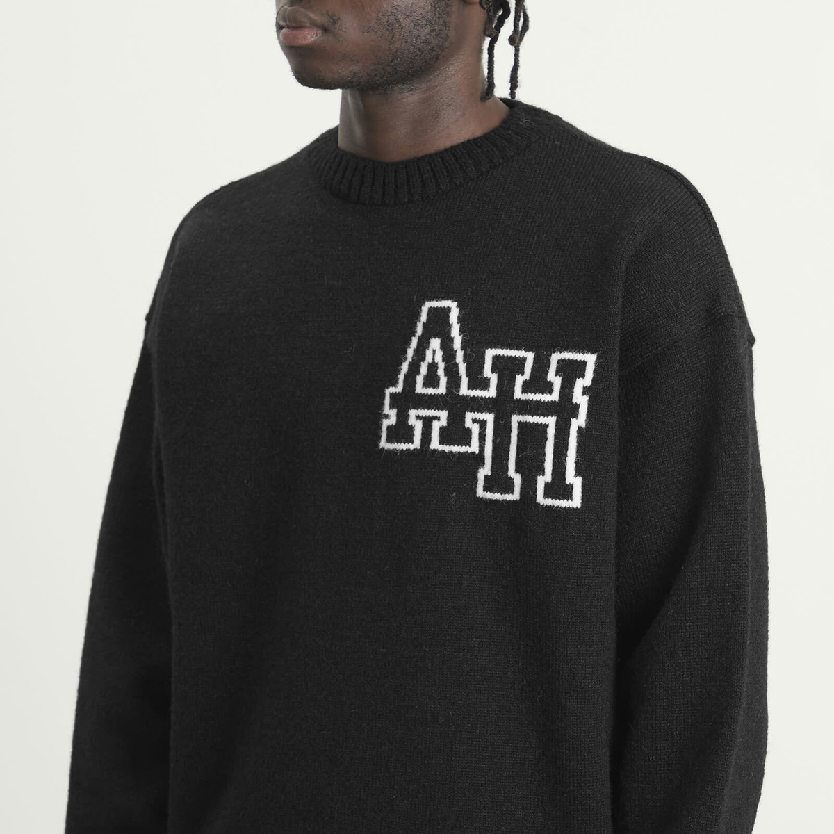 ANNIE HOOD Men's Knit Jumper in Black