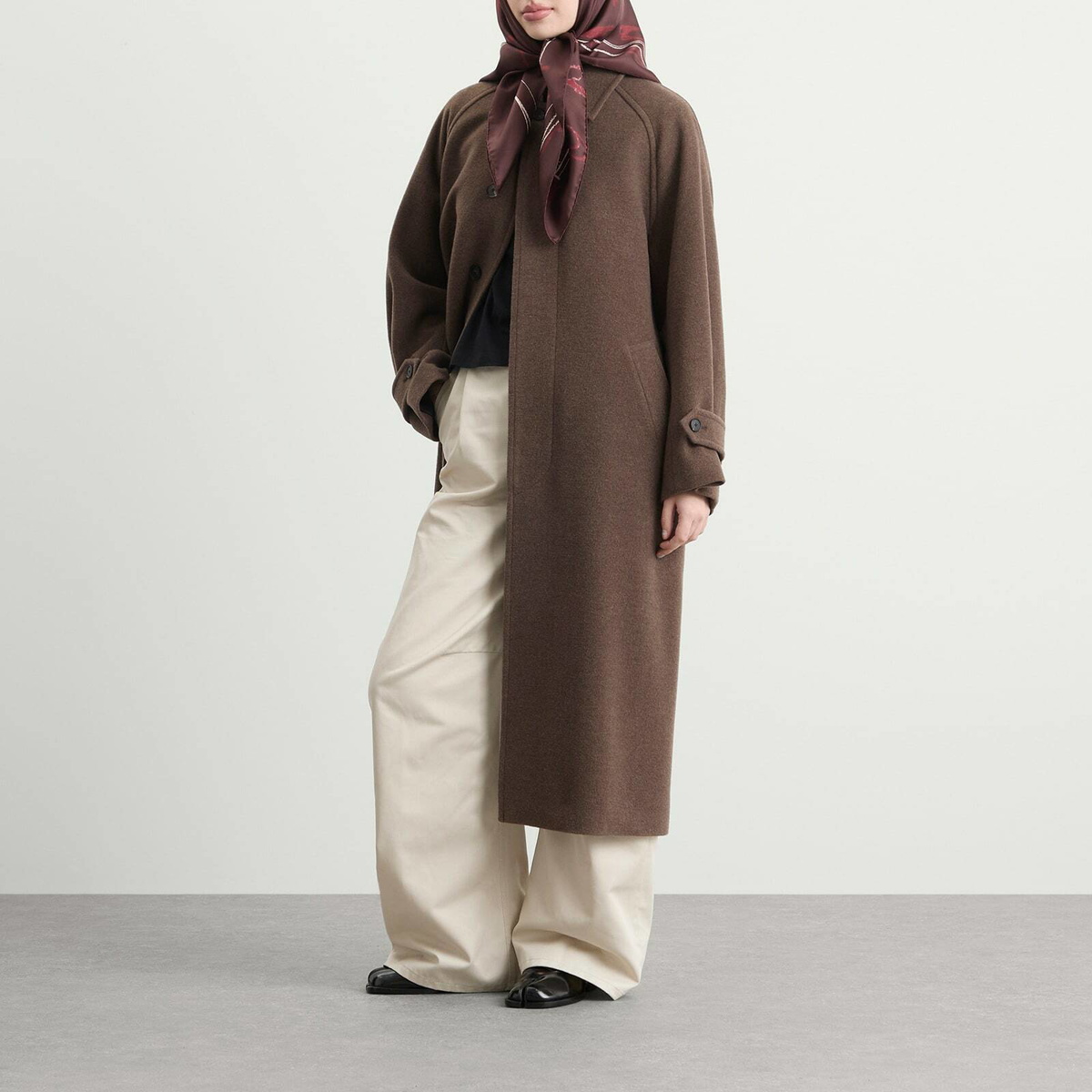Maison Margiela Women's Number Scarf in Burgundy 