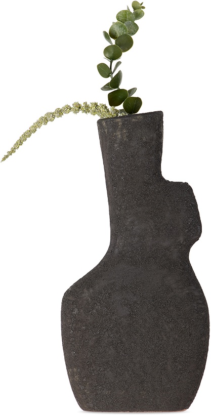 Photo: ferm LIVING Gray Large Yara Vase