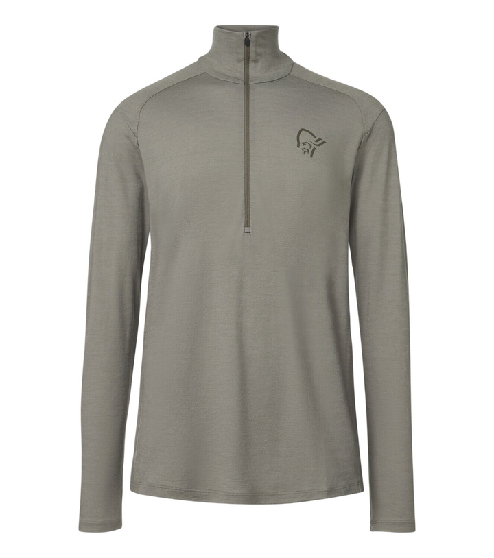 Photo: Norrøna Femund wool ski top