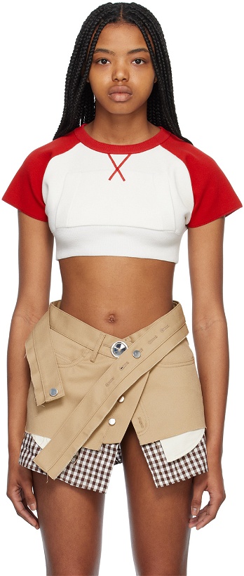 Photo: Meryll Rogge Red & White Beni Bischof Edition Mini Baseball T-Shirt