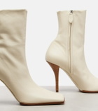 Alaïa 90 leather ankle boots