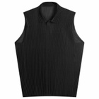 Homme Plissé Issey Miyake Men's Pleated Mesh Vest in Black