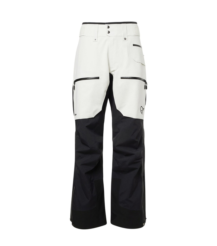 Photo: Norrøna Lofoten ski pants