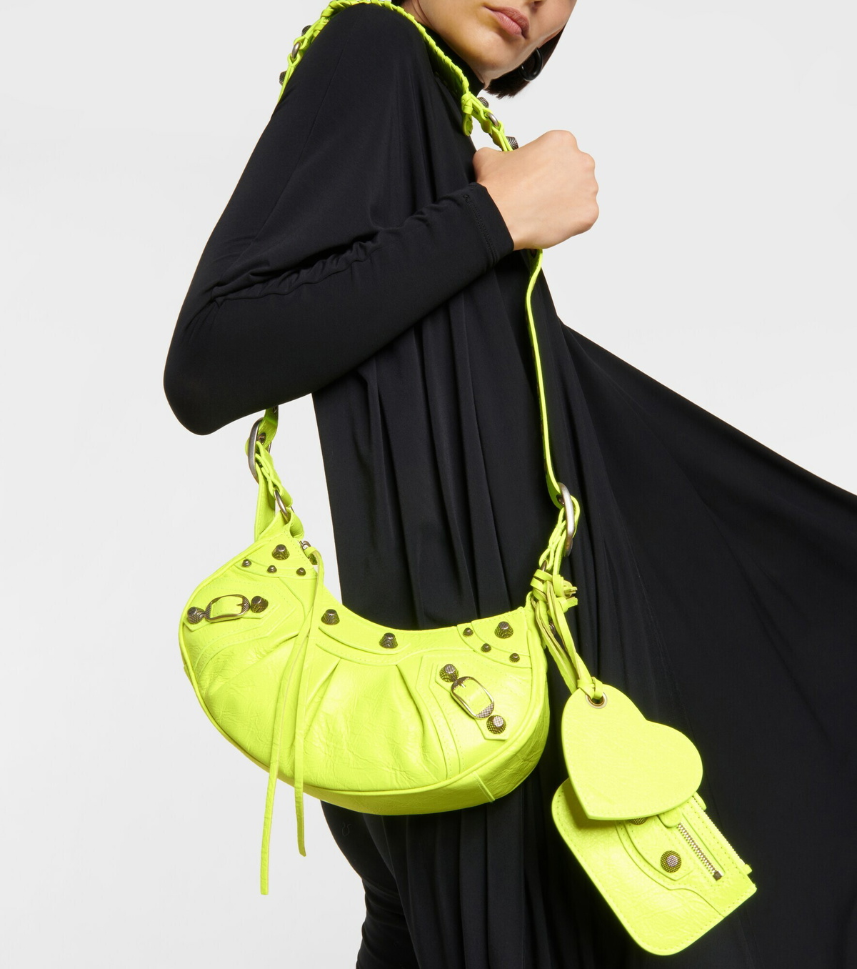 【関税&送料込】Balenciaga Yellow Nappa Leather Le Cagole Xs Balenciaga Le Cagole Shoulder Bag XS Yellow in Lambskin