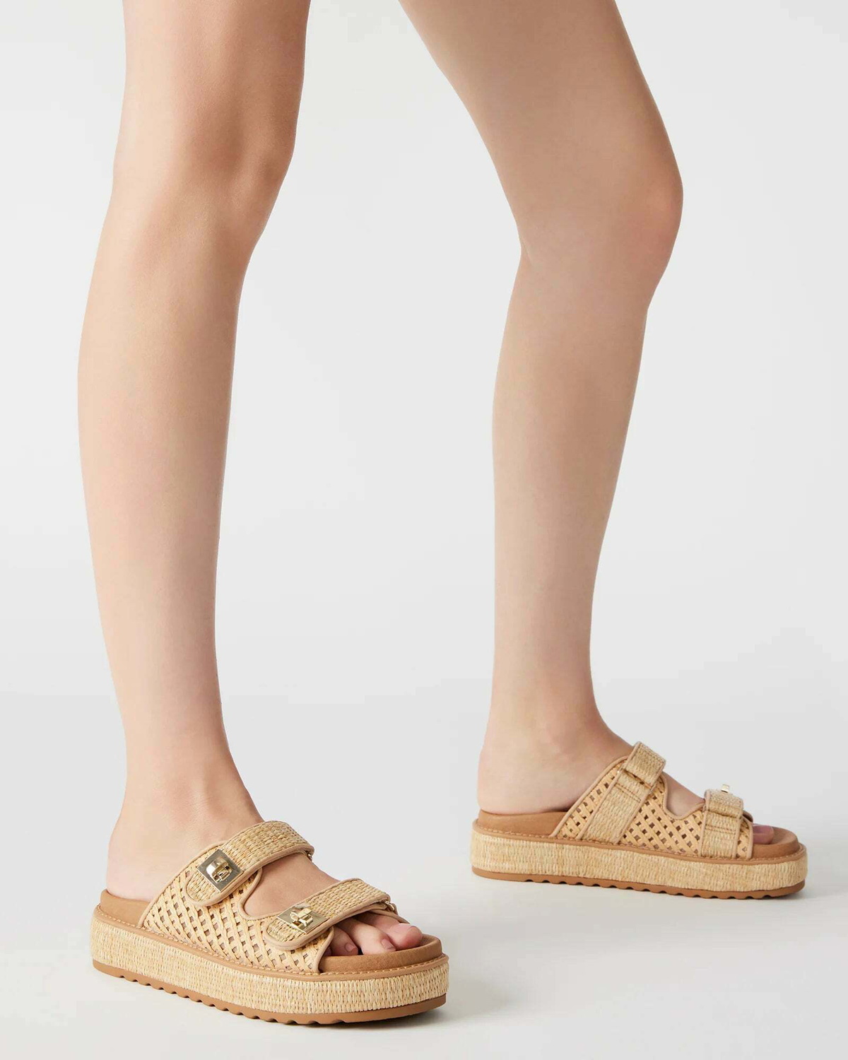 Steve Madden Bigschmona Sandals in Natural