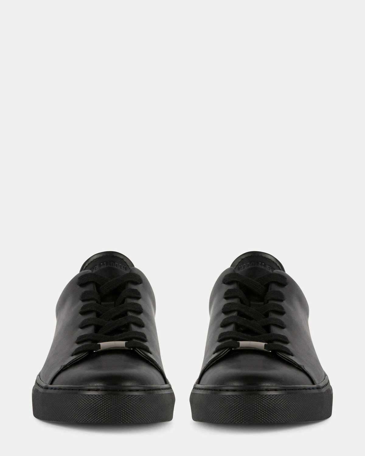 Steve Madden Camron Casual Shoes in Black