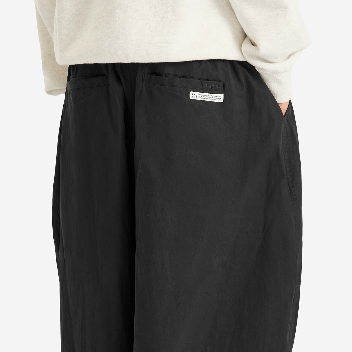 Anglan Men's Essential Easy Balloon Trousers in Black 