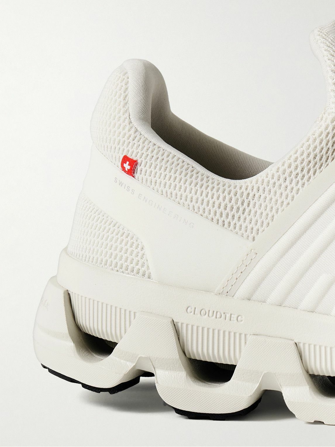 ON - CloudSwift 3 AD Rubber-Trimmed Stretch-Knit Running  display picture 3