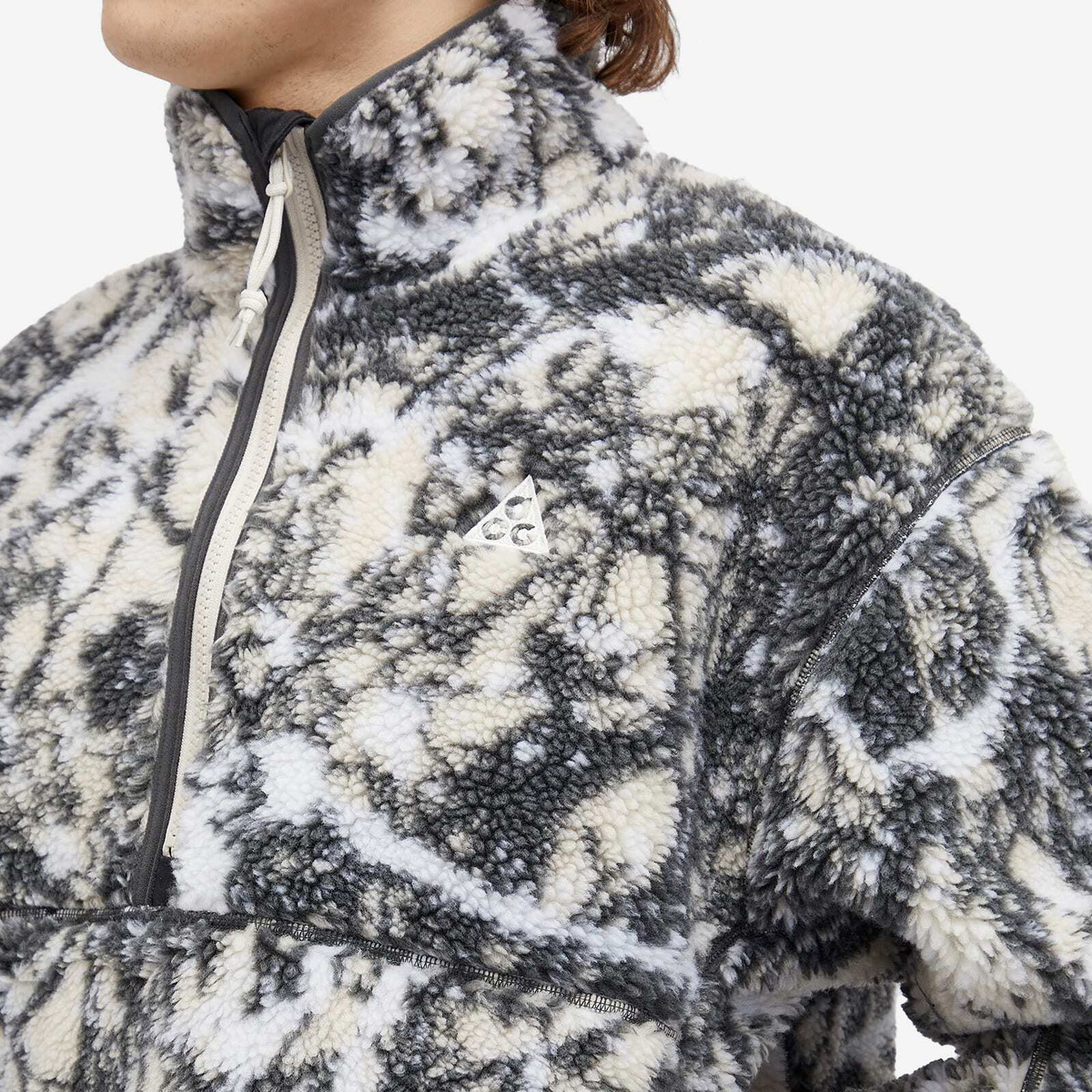 Nike Men's Apparel ACG Canwell Glacier Windproof Halfzip Jacket in