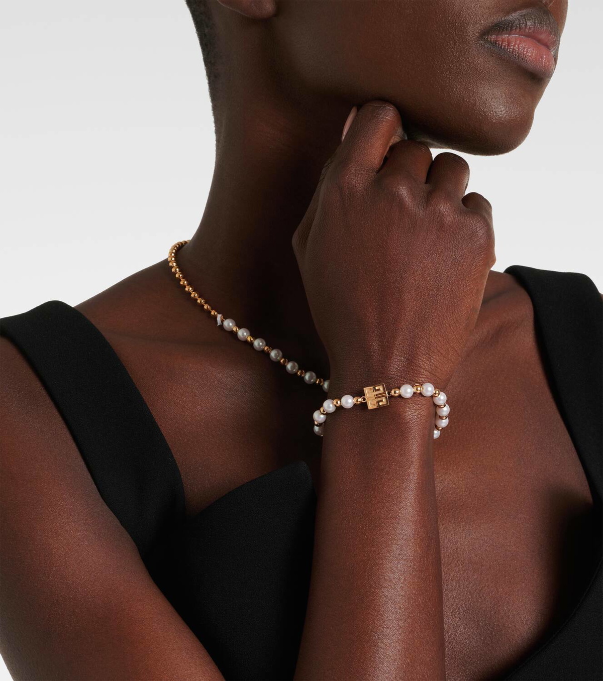 Givenchy 4G faux pearl bracelet