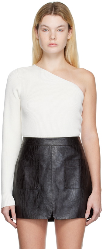 Photo: DRAE White Asymmetric-Sleeve Sweater