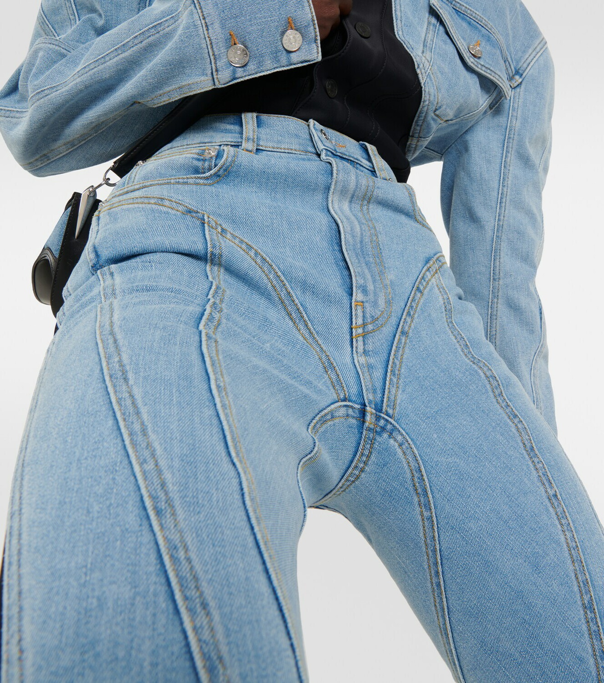 【関税込み】Mugler ブラック Spiral ジーンズ Mugler: Black Spiral Jeans | SSENSE