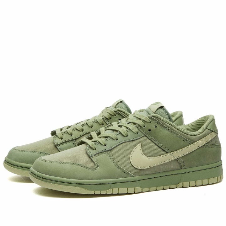 Photo: Nike Men's Dunk Low Retro Premium Sneakers in Oil Green/Olive Aura