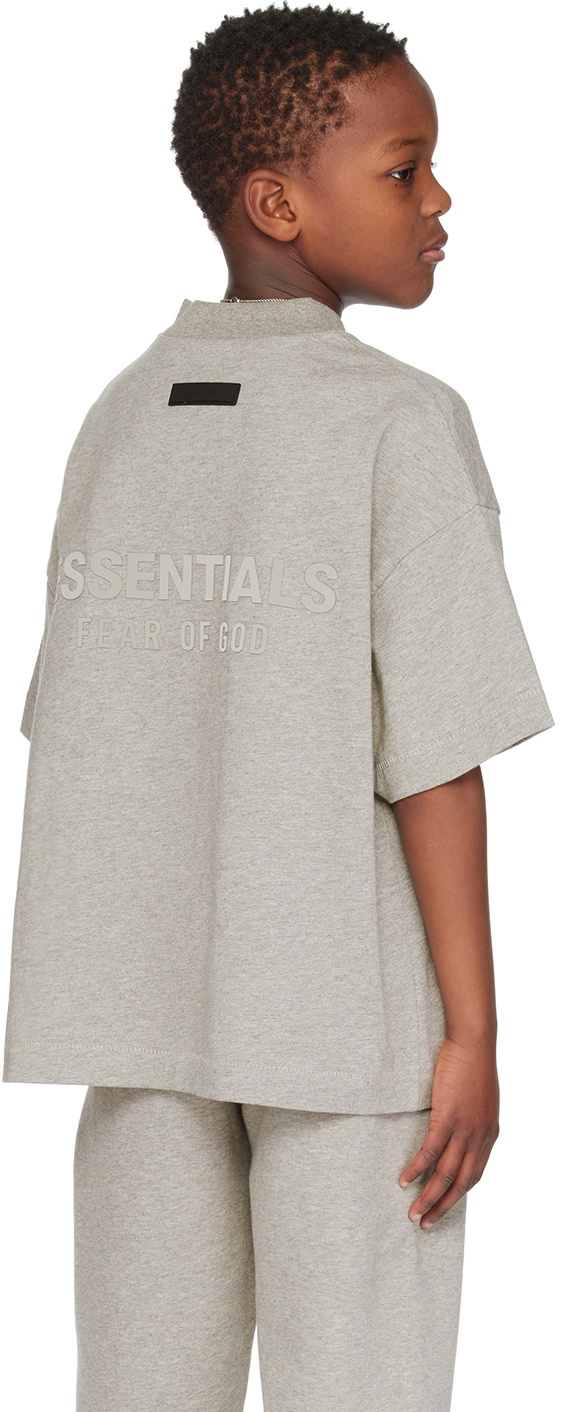 Fear of God Essentials★大人もOKキッズTシャツ★ Kids V-NeckT Buy Fear of God Essentials Kids V Neck T-Shirt 'Light