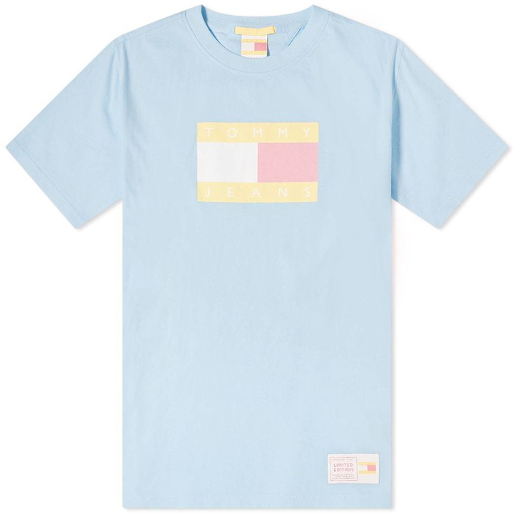 Photo: Tommy Jeans TJM Pastel Flag Tee