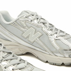 New Balance 740 Sneaker in Metallic Silver/Metallic Silver
