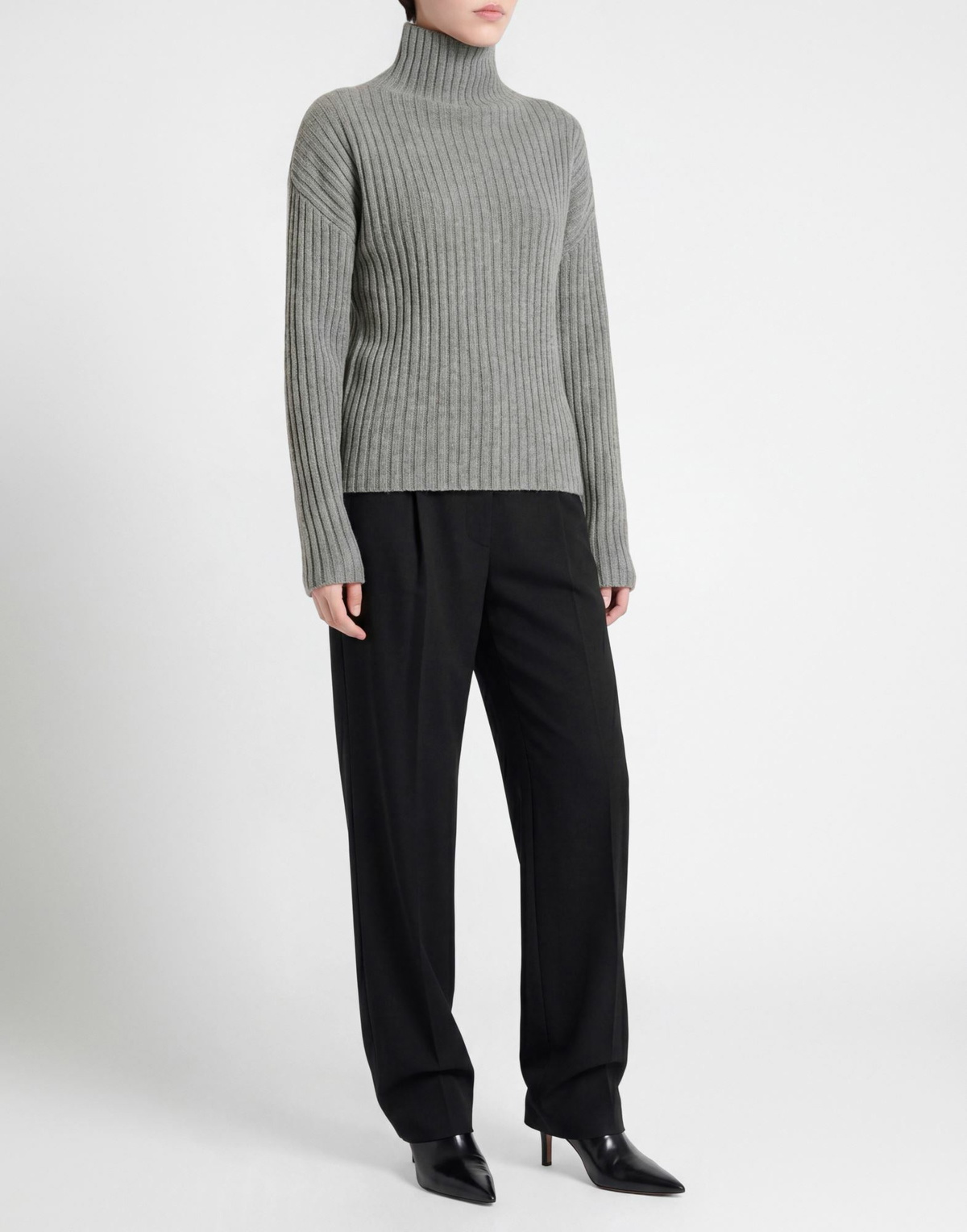 Victoria Beckham Womens Turtleneck Light in Grey
