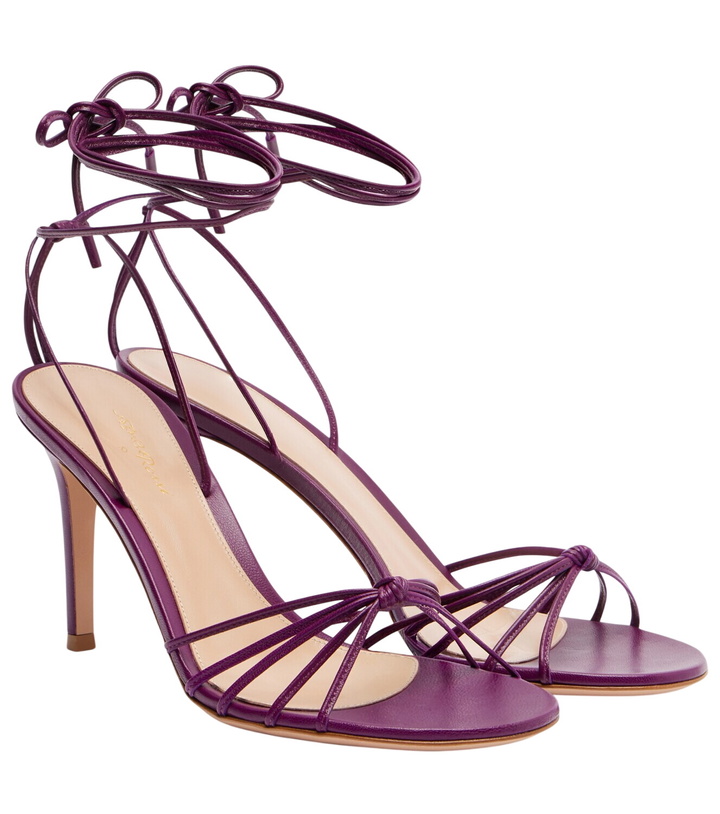 Photo: Gianvito Rossi Gwyneth leather sandals