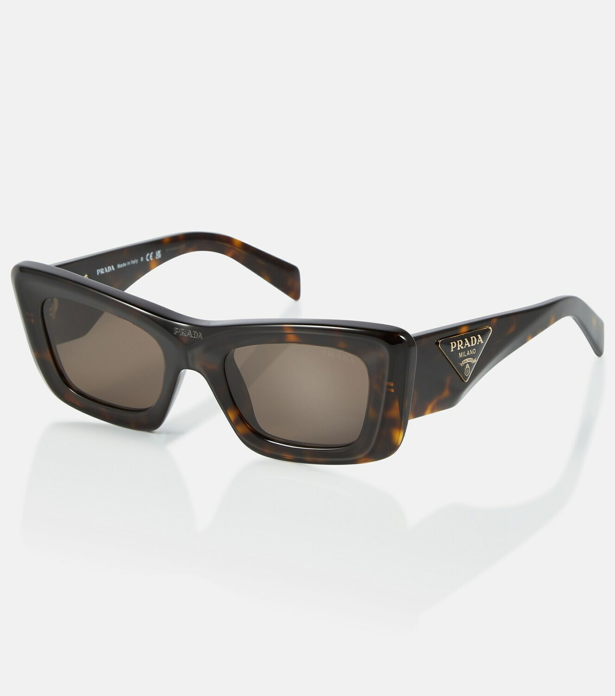 【関税＆送料込み】Prada \"Cat-Eye\" Sunglasses Prada Oversized Acetate Cat-Eye Sunglasses | Neiman Marcus