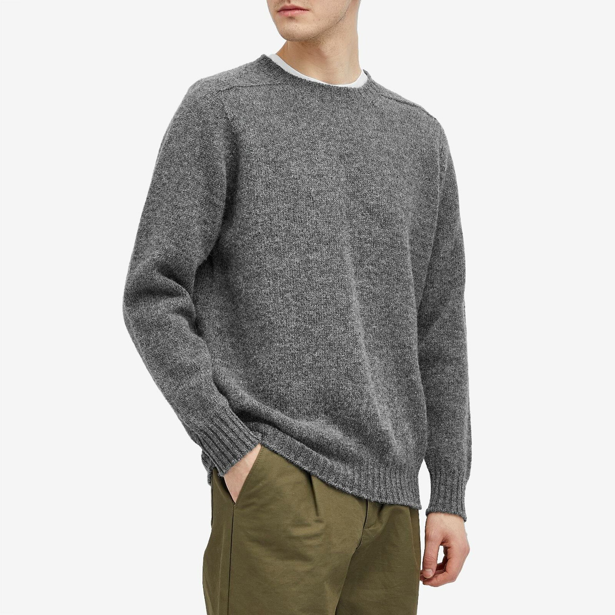 Jamieson's of Shetland Men's Crew Knit in Slate