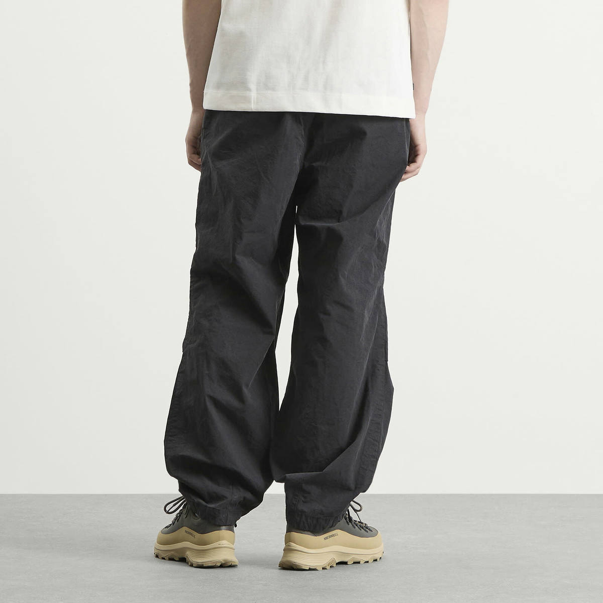 NANGA Men's Dry Cotton Easy Trousers in Black